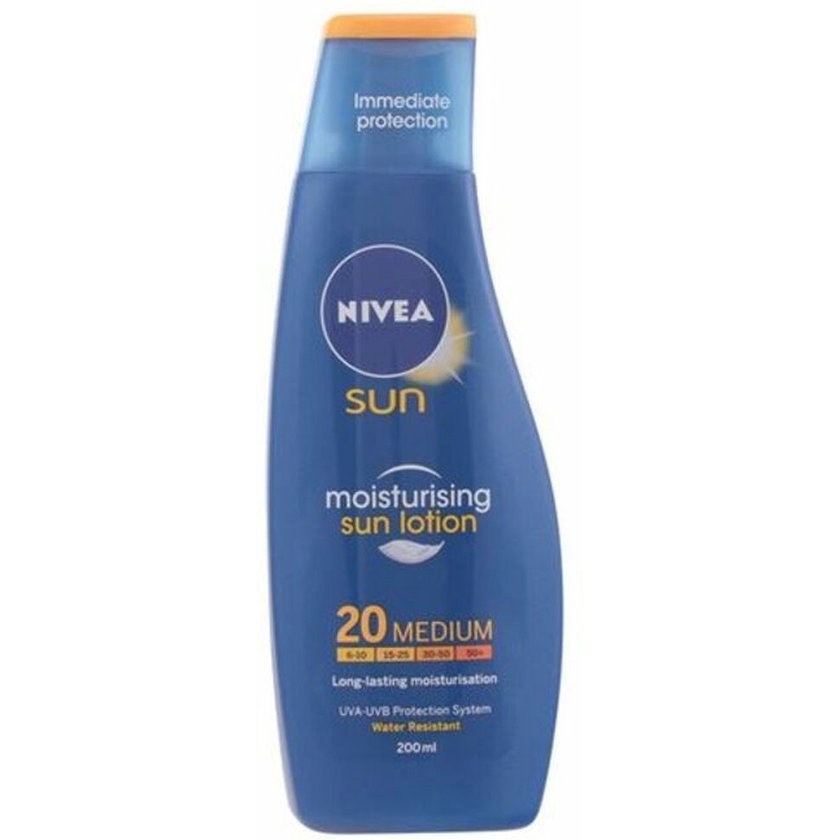 Sun Protects & Hydrates Milk Spf20 By Nivea 200 Ml
